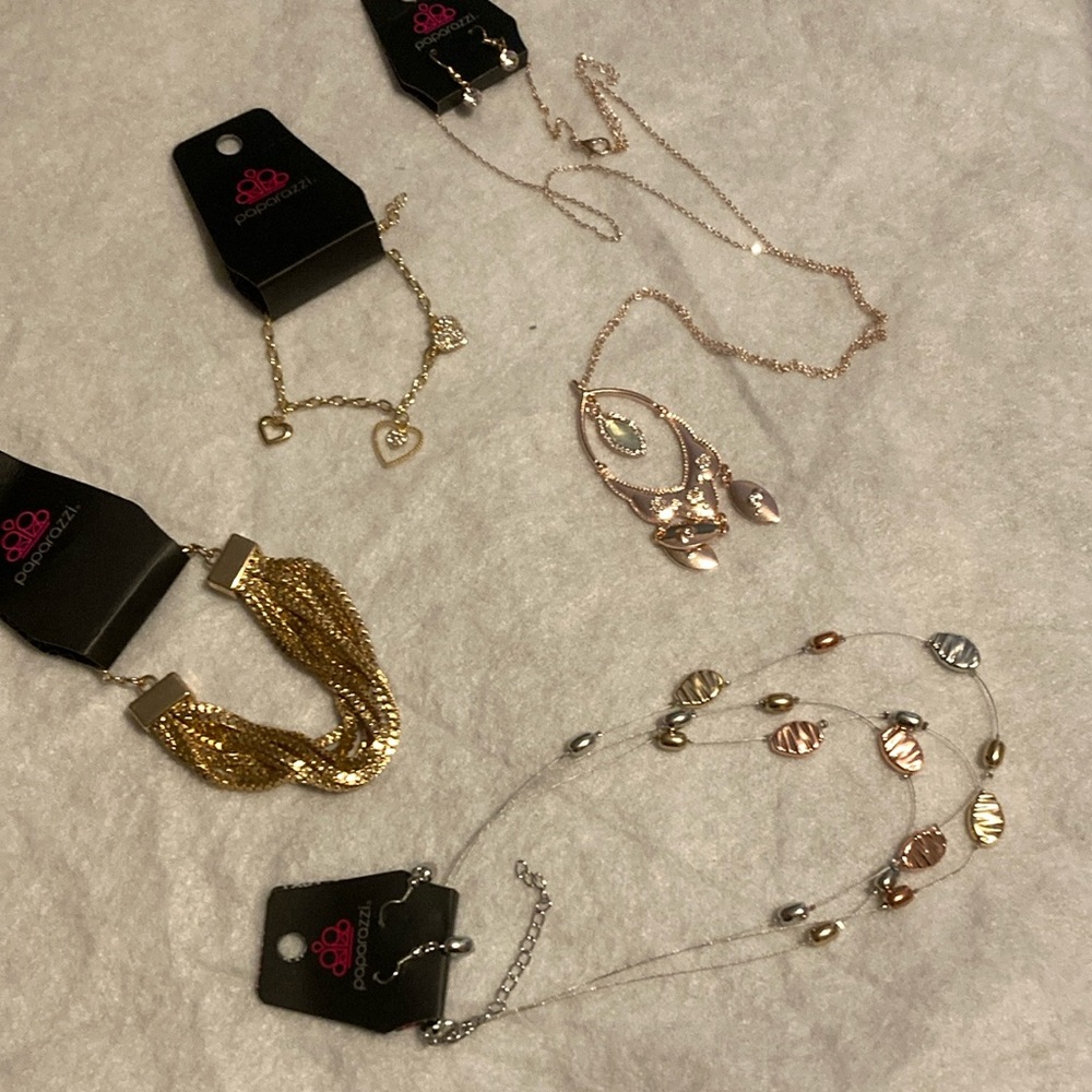 Paparazzi bundle. 🆕